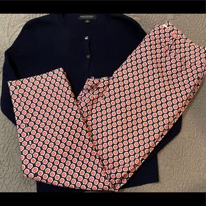 LOFT capris gorgeous print, like new, size 6